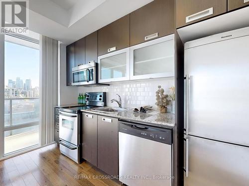 1209 - 90 Stadium Road, Toronto, ON - Indoor Photo Showing Kitchen With Stainless Steel Kitchen