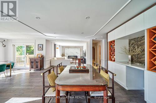 3 Deer Run Court, Richmond Hill, ON - Indoor Photo Showing Dining Room