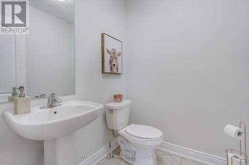 26 Oakmont Avenue, Oro-Medonte, ON - Indoor Photo Showing Bathroom