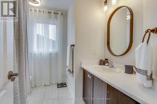 26 Oakmont Avenue, Oro-Medonte, ON - Indoor Photo Showing Bathroom