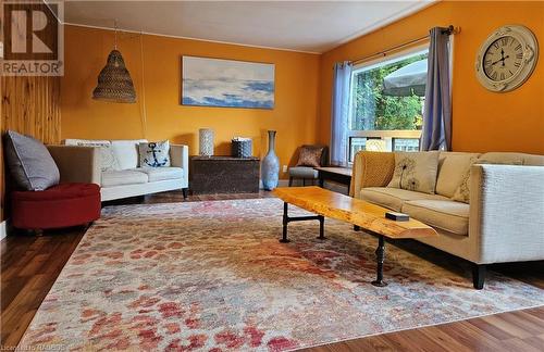 Spacious living room with lots of natural light - 28 Helen Street, Lions Head, ON - Indoor Photo Showing Living Room