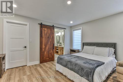 40 Elm Street, Bayham (Vienna), ON - Indoor Photo Showing Bedroom