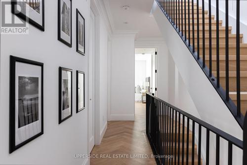 22 Shannon Street, Toronto, ON - Indoor Photo Showing Other Room