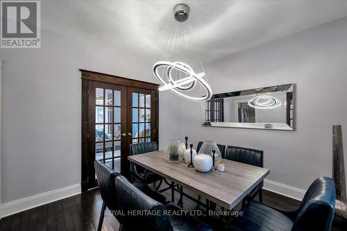 216 Gliddon Avenue, Oshawa, ON - Indoor Photo Showing Dining Room