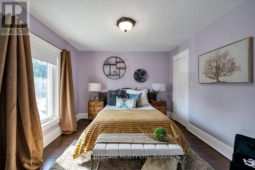 216 Gliddon Avenue, Oshawa, ON - Indoor Photo Showing Bedroom