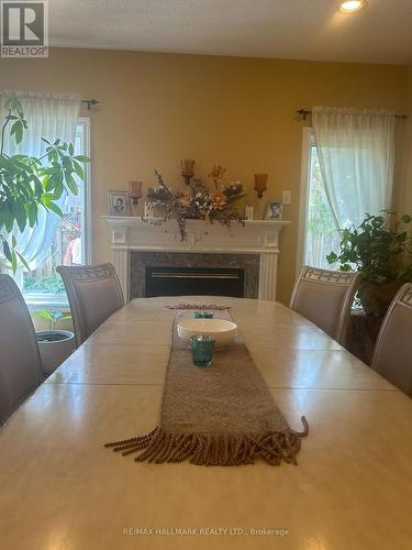 29 Libra Avenue, Richmond Hill, ON - Indoor Photo Showing Dining Room