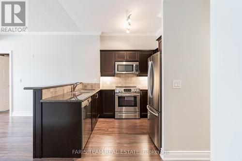 214 - 354 Atherley Road, Orillia, ON - Indoor Photo Showing Kitchen With Double Sink With Upgraded Kitchen