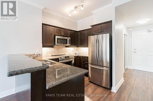 214 - 354 Atherley Road, Orillia, ON - Indoor Photo Showing Kitchen With Double Sink With Upgraded Kitchen