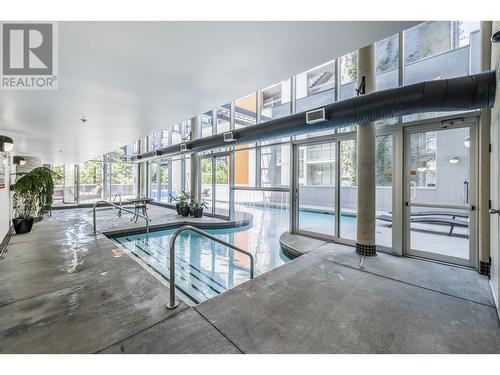 6Xx 501 Pacific Street, Vancouver, BC - Indoor Photo Showing Other Room With In Ground Pool