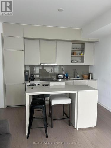 2608 - 101 Peter Street S, Toronto, ON - Indoor Photo Showing Kitchen