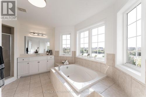 648 Snider Terrace, Milton, ON - Indoor Photo Showing Bathroom