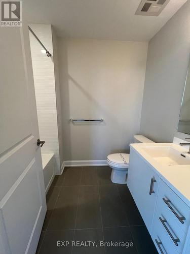 407 - 3220 William Coltson Avenue, Oakville, ON - Indoor Photo Showing Bathroom