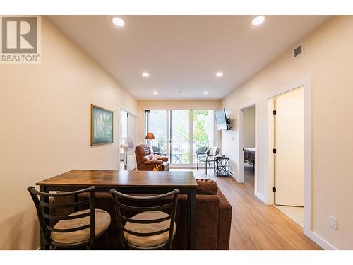 514 Victoria  Street Unit# 301, Nelson, BC - Indoor Photo Showing Dining Room