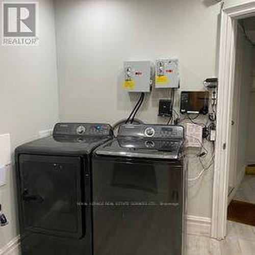 106 - 206 Carlton Street, Toronto, ON - Indoor Photo Showing Laundry Room