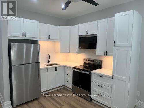 3 Denison Avenue, Brampton, ON - Indoor Photo Showing Kitchen With Stainless Steel Kitchen