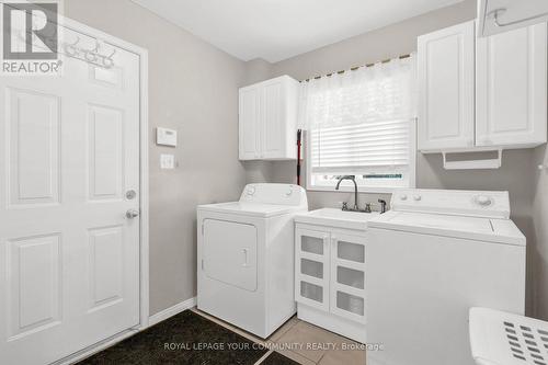 73 Anderson Crescent, Tay, ON - Indoor Photo Showing Laundry Room