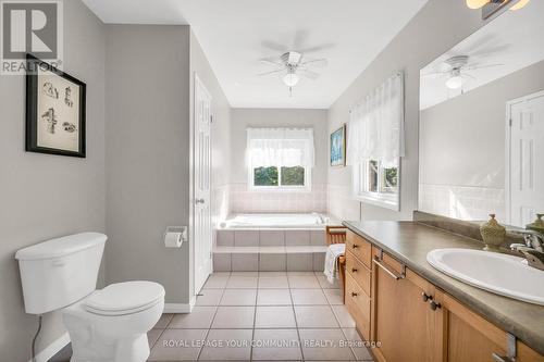 73 Anderson Crescent, Tay, ON - Indoor Photo Showing Bathroom