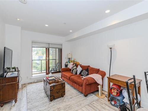 316-1325 Bear Mountain Pkwy, Langford, BC - Indoor Photo Showing Living Room