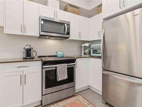 205-868 Orono Ave, Langford, BC - Indoor Photo Showing Kitchen With Stainless Steel Kitchen With Upgraded Kitchen