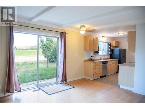 9660 School Road, Coldstream, BC - Indoor Photo Showing Kitchen