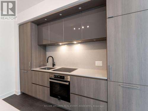 2011 - 35 Mercer Street, Toronto, ON - Indoor Photo Showing Kitchen