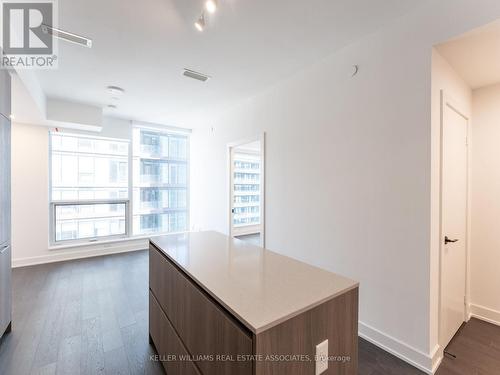 2011 - 35 Mercer Street, Toronto, ON - Indoor