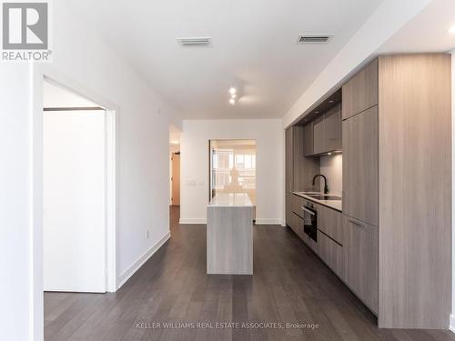 2011 - 35 Mercer Street, Toronto, ON - Indoor Photo Showing Kitchen