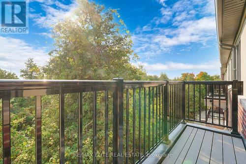 13 West Village Lane, Markham, ON - Outdoor