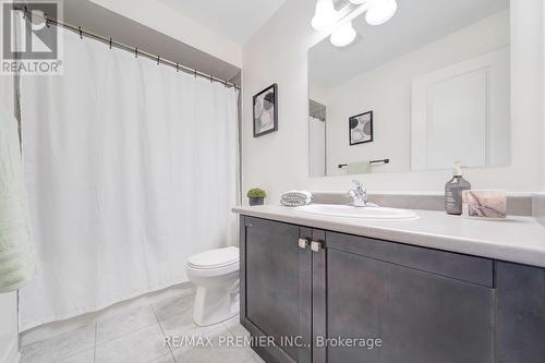 19 Billy Court, Caledon, ON - Indoor Photo Showing Bathroom