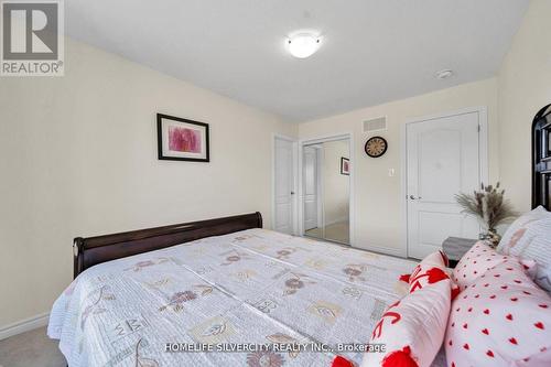 16 Cahill Drive, Brantford, ON - Indoor Photo Showing Bedroom