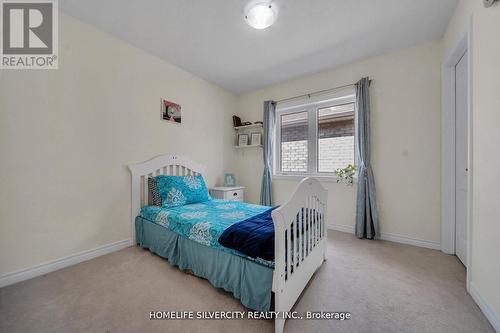 16 Cahill Drive, Brantford, ON - Indoor Photo Showing Bedroom