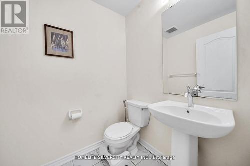 16 Cahill Drive, Brantford, ON - Indoor Photo Showing Bathroom