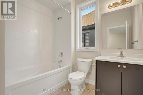 904 - 160 Densmore Road, Cobourg, ON - Indoor Photo Showing Bathroom