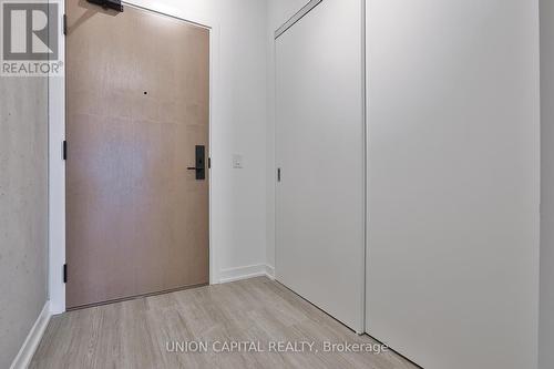 620 - 195 Mccaul Street, Toronto, ON - Indoor Photo Showing Other Room