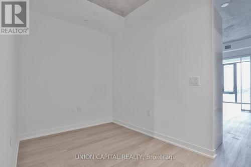 620 - 195 Mccaul Street, Toronto, ON - Indoor Photo Showing Other Room