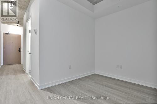 620 - 195 Mccaul Street, Toronto, ON - Indoor Photo Showing Other Room