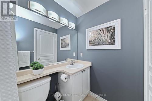 2902 - 3525 Kariya Drive, Mississauga, ON - Indoor Photo Showing Bathroom