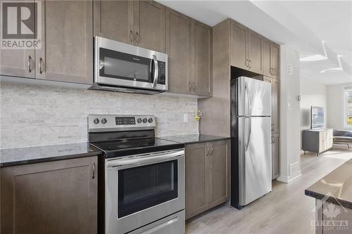 797 Mikinak Road, Ottawa, ON - Indoor Photo Showing Kitchen