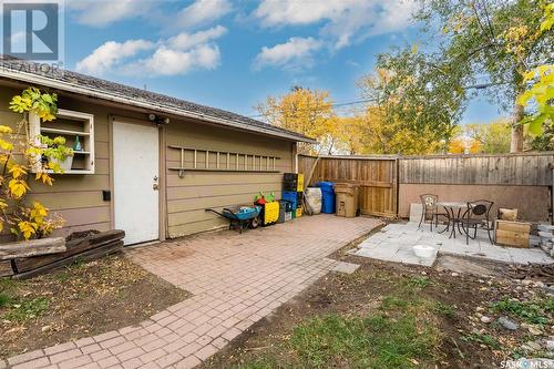 615 Mctavish Street, Regina, SK - Outdoor With Deck Patio Veranda