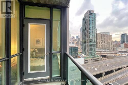 1806 - 18 Harbour Street, Toronto, ON - Outdoor