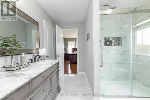 2 Poppy Hills Road, Brampton, ON - Indoor Photo Showing Bathroom