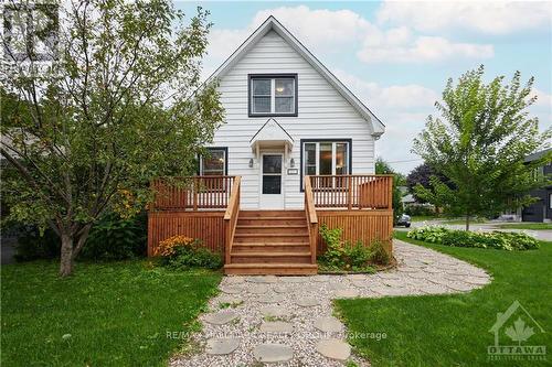 1231 Shillington Avenue, Ottawa, ON - Outdoor With Deck Patio Veranda