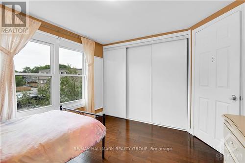 1231 Shillington Avenue, Ottawa, ON - Indoor Photo Showing Bedroom