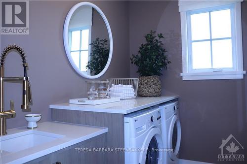 783 Kenny Gordon Avenue, Ottawa, ON - Indoor Photo Showing Laundry Room