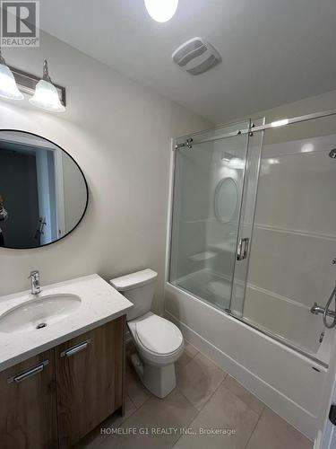 1338 Kobzar Drive, Oakville, ON - Indoor Photo Showing Bathroom