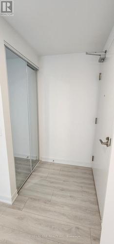 931 - 230 Simcoe Street, Toronto, ON - Indoor Photo Showing Other Room