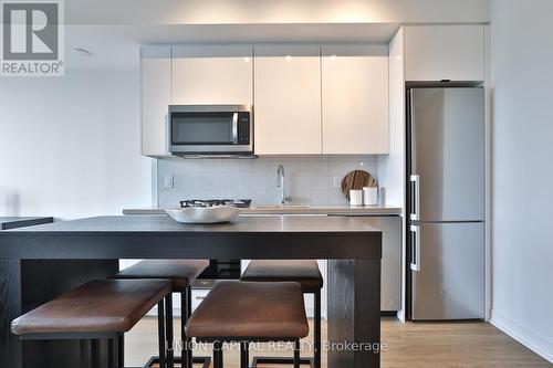 402 - 195 Mccaul Street, Toronto, ON - Indoor