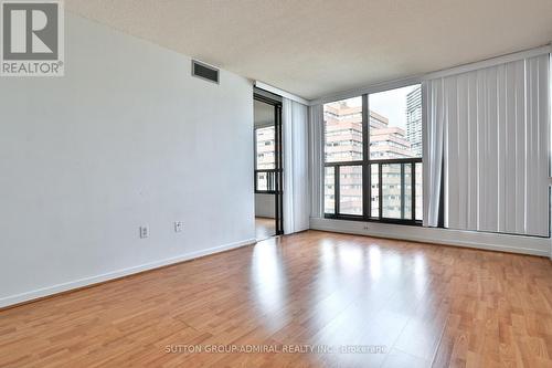 803 - 33 Elmhurst Avenue, Toronto, ON - Indoor Photo Showing Other Room