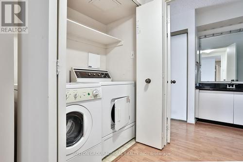 803 - 33 Elmhurst Avenue, Toronto, ON - Indoor Photo Showing Laundry Room