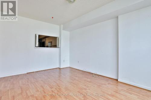 803 - 33 Elmhurst Avenue, Toronto, ON - Indoor Photo Showing Other Room